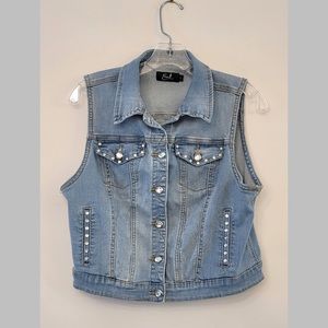 Funky glitzy rhinestone accent denim vest sizeLarge
